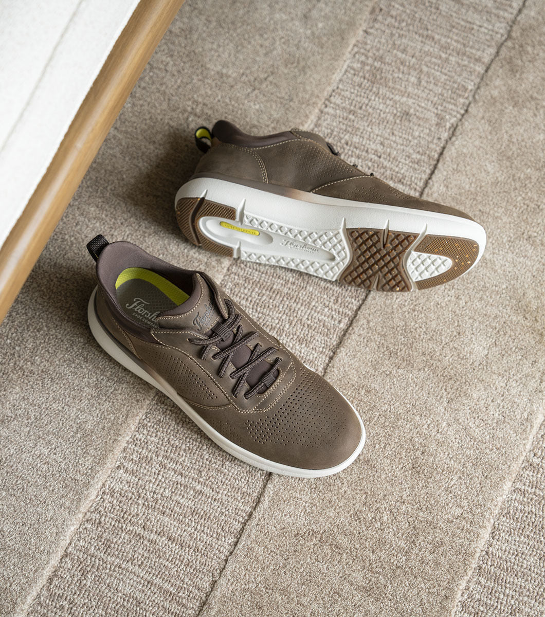 Florsheim Fleet Elastic Lace Sneaker (Men's) - Brown