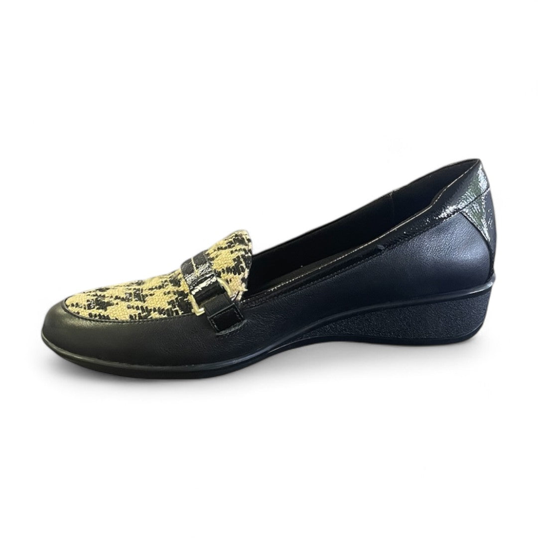 Revere Montmarte Wedge Loafer (Women's) - Houndstooth