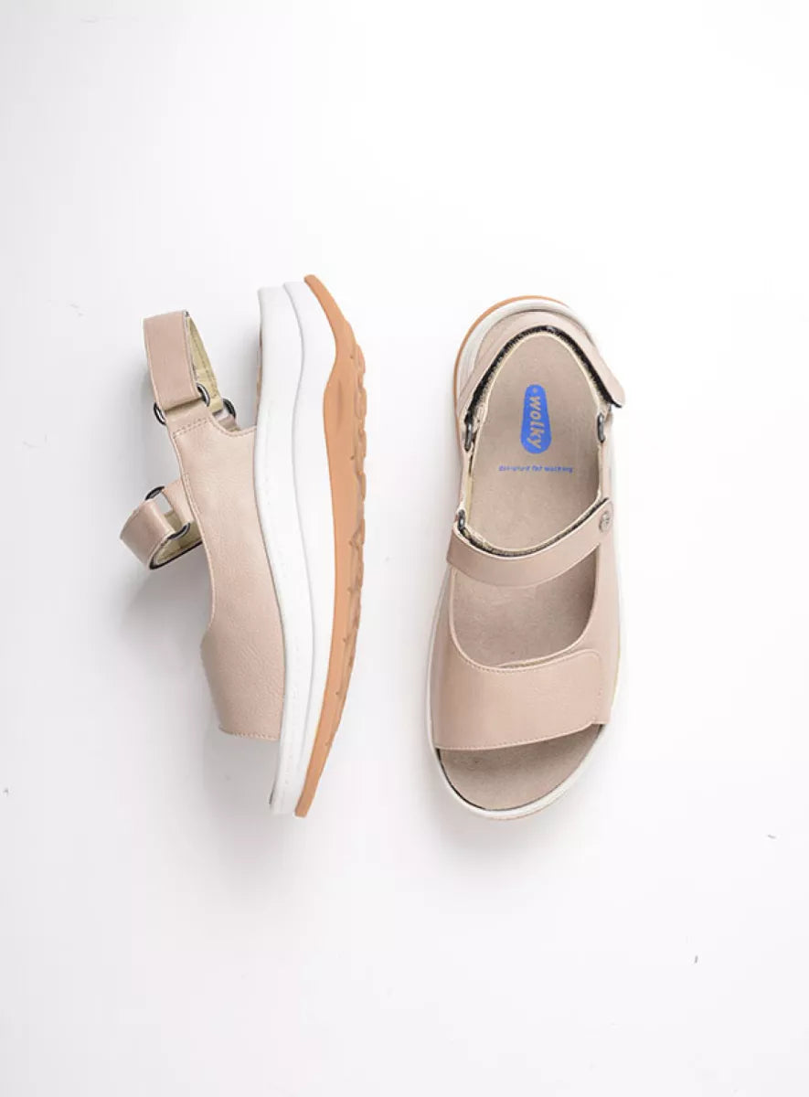 Wolky Adura (Women's) - Beige Biocare